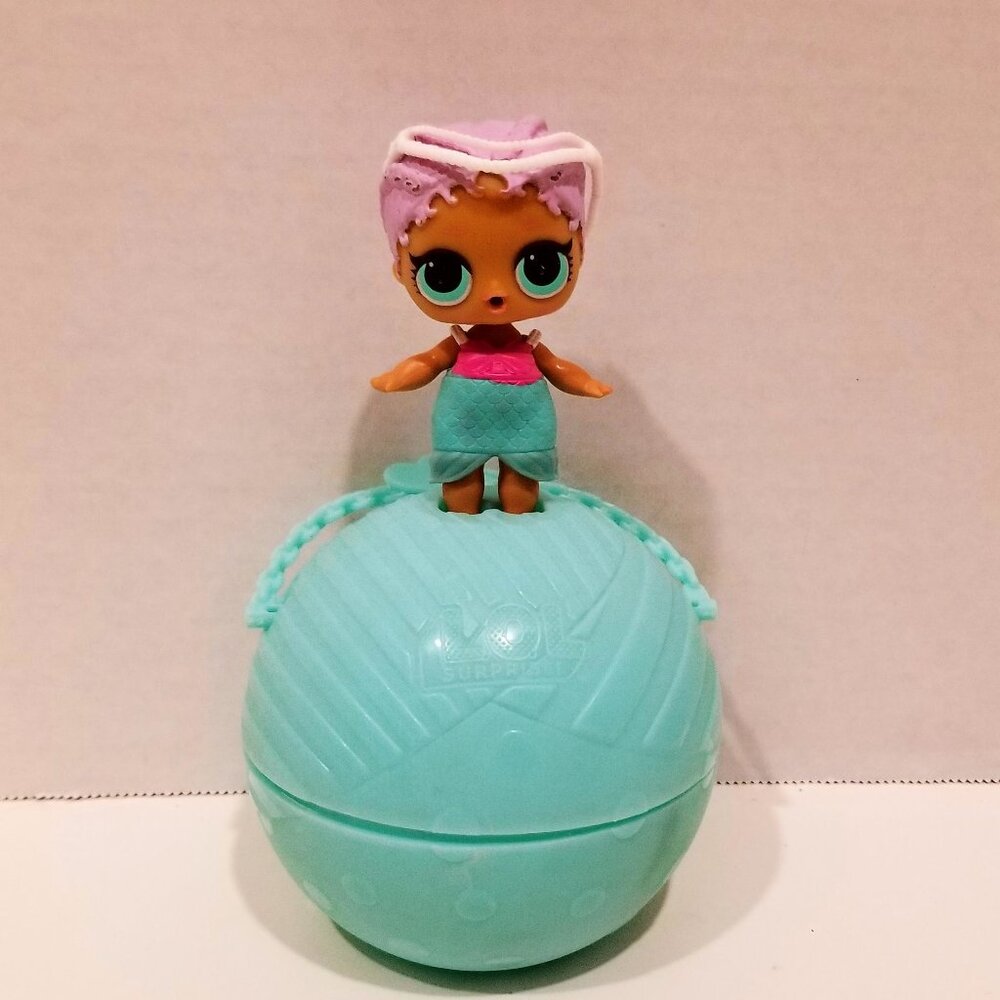 L.O.L. Surprise! Tots Merbaby Doll & Accessories, VGUC - EUC - Picture 12 of 15
